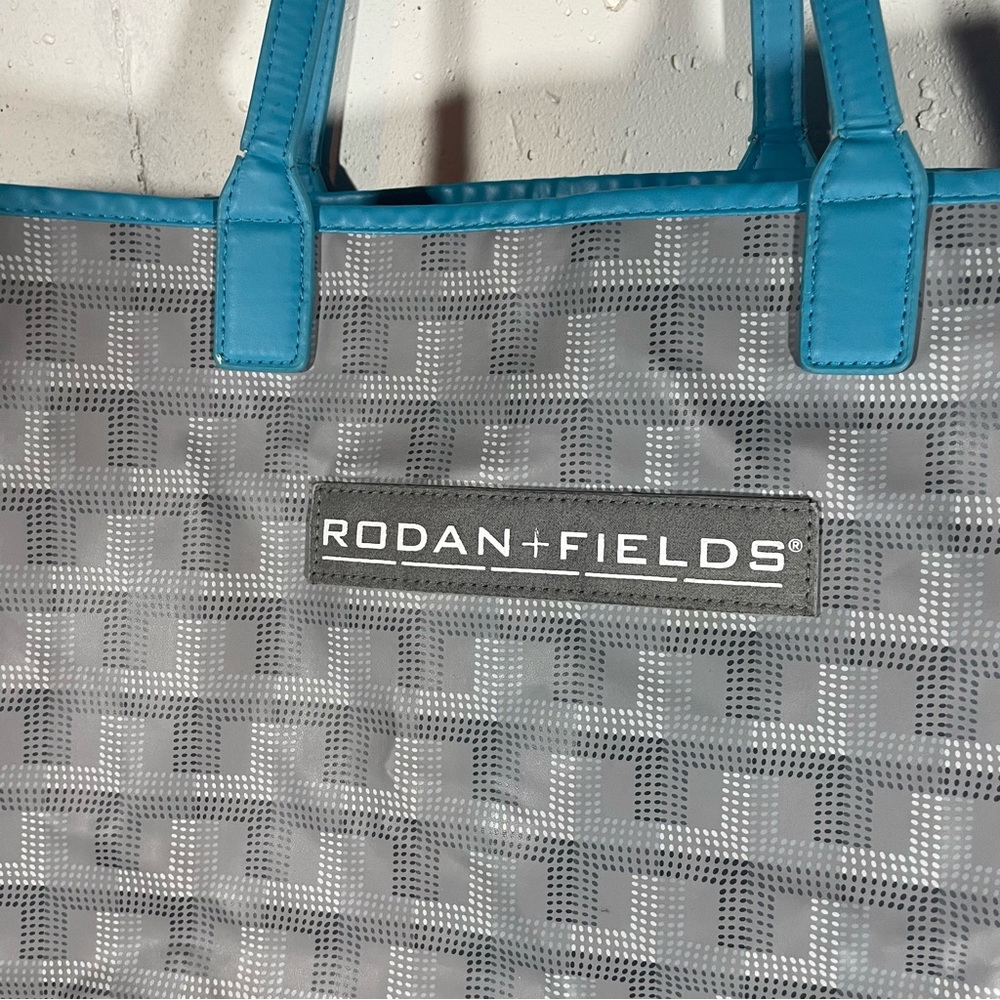 3/$10 
Rodan + Fields tote bag